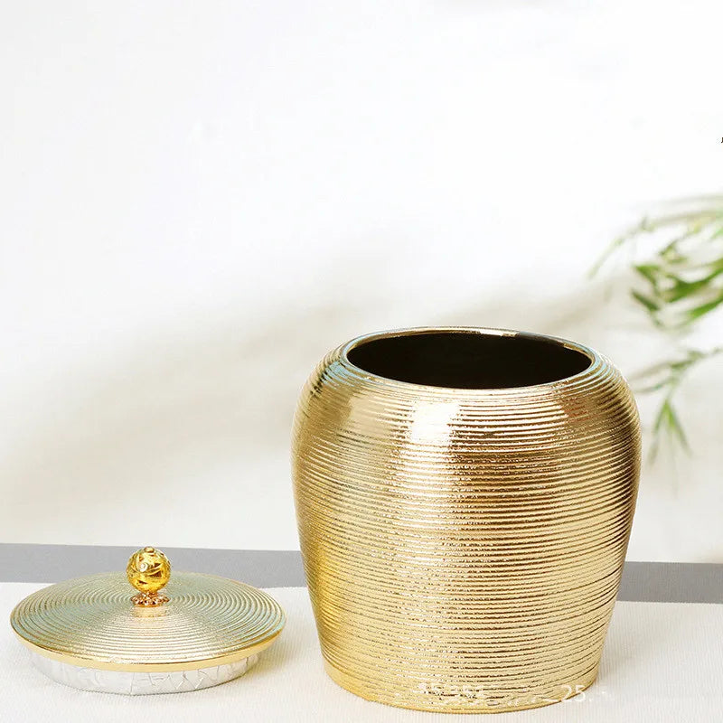 European-Style Golden Ceramics Ashes Urn Holder Pet Memorial Funeral Ashes Jar Urn for Human Cremation Keepsake Pal Casket