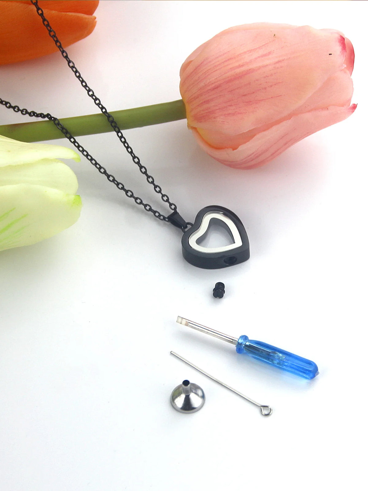 Glass Cremation Jewelry Necklace for Ashes Heart Memorial Lockets for Ashes Stainless Steel Keepsake Urn Ashes Pendants