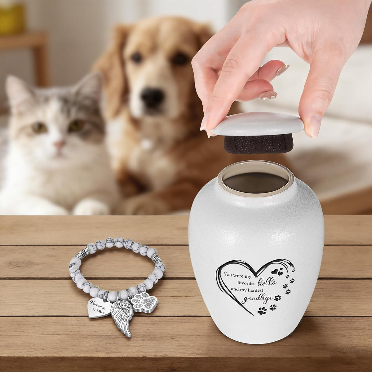 Pet Urn for Dogs Cats 4.8 Inch Small Urn for Pet Ashes Cremation Keepsake Urns Ceramic Mini Urns for Ashes Pet Memorial Sympathy Gifts for Loss of Pets Dog Urns Cat Urns